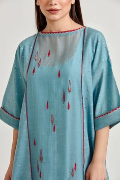 Buy Blue 100% Cotton Embroidered Thread Boat Kurta And Pant Set For Women by Vamil by Tina & Sonali Online at Aza Fashions. Kurtis Traditional, Chanderi Dress, Blue Embroidered Dress, Kurtis Design, Embroidery Kurti, Stylish Kurtis Design, Kurti Sleeves Design, Simple Kurta Designs