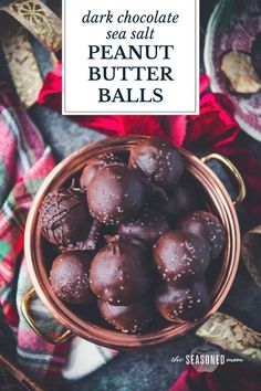 Sweet and salty, rich and creamy, these dark chocolate peanut butter balls are sprinkled with sea salt for an easy, crowd-pleasing dessert. Best of all, the no-bake treats come together with just 5 simple ingredients! Share them with friends throughout the holiday season, add them to a dessert buffet, or whip up a batch for a quick afternoon snack. They disappear quickly! Peanut Butter Chocolate Balls, Chocolate Peanut Butter Balls, Oatmeal Dessert, Dark Chocolate Peanut Butter, Peanut Butter Balls Recipe, Peanut Butter Bites, Chocolate Covered Peanuts, Butter Balls