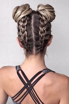 Amazing Braid Hairstyles for Christmas Party and other Holidays ★ See more: http://glaminati.com/christmas-party-braid-hairstyles/ Gorgeous Braids, Christmas Hairstyles, Peinados Fáciles Para Cabello Corto, Cool Braids, Short Hairstyle, Hair Hacks, Hair Trends, Hair Lengths