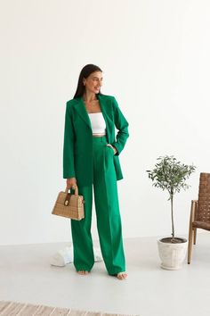 Two piece linen set blazer and pants.Linen summer pants suit.2-piece suit jacket and pants.Wedding guest pants suit kelly green MATERIAL: Natural linen with the addition of cotton: 90% linen, 10% cotton. COLOURS: Kelly Green, Beige, Black, Lemon, Hot Pink, White WE OFFER TO UNPACK SUIT IN DIFFERENT SIZES Blaze and Pants (see the Variations) SIZES-LENGTH: XS size: Blazer-65cm, Sleeves-60cm, Pants-108cm S size: Blazer-67cm, Sleeves-61cm, Pants-109cm M size: Blazer-69cm, Sleeves-62cm, Pants-111cm L Luxury Green Summer Blazer, Luxury Single Button Pantsuit For Spring, Luxury Spring Pantsuit Trousers, Luxury Summer Pantsuit For Night Out, Hot Pant Suit Women, Luxury Green Blazer For Spring, Luxury Tailored Pantsuit For Summer, Luxury Summer Evening Pantsuit, Luxury Modern Spring Pantsuit