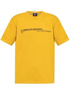 canary yellow/black cotton jersey texture logo print at the chest crew neck drop shoulder short sleeves straight hem Yellow Crew Neck T-shirt With Logo Print, Modern Crew Neck T-shirt With Logo Detail, Yellow Cotton Top With Embroidered Logo, Yellow T-shirt With Logo Print In Relaxed Fit, Yellow Relaxed Fit T-shirt With Logo Print, Relaxed Fit Yellow T-shirt With Logo Print, Yellow Crew Neck Tops With Embroidered Logo, Sporty Yellow T-shirt With Text Print, Texture Logo