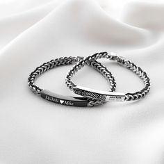 Chirstmas Gift,Gifts For Him,Personalized Gift,Men Gift Ideas,Personalized Bracelet,Steel Chain  Bracelet,Gifts For Husband,Gifts For Boyfriend Looking for a unique and personalized gift for Father's Day or for your husband or boyfriend? Check out our steel chain bracelet! This sleek and stylish piece of jewelry is perfect for any fashion-savvy man in your life.  Crafted from high-quality stainless steel, this bracelet is durable and resistant to tarnishing or fading. Plus, you can personalize i Engraved Black Chain Bracelet As A Gift, Black Engraved Chain Bracelet As Gift, Men Gift Ideas, Chirstmas Gift, Husband Gifts, Gifts For Boyfriend, Personalized Gifts For Men, Personalized Bracelet, Sweet Messages