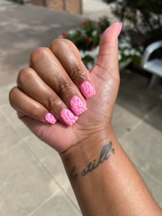 Short Barbie Nails Design Ideas, Square Barbie Nails, Nail Inspo Barbie, Bubble Gum Pink Nails Design, Bubble Gum Pink Nails Acrylic Short, Summer Short Nails 2024, Short Square Barbie Pink Nails, Pink Short Nail Designs, Pink Gel Nails Short