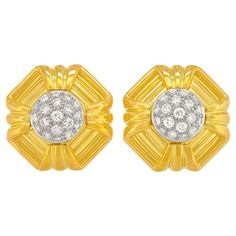 Luxury Cartier Diamond Earrings, Elegant Cartier Diamond Earrings, Vintage Cartier Jewelry For Evening, Formal Yellow Diamond Earrings, Yellow Diamond Earrings For Formal Occasions, Vintage Cartier Diamond Jewelry, Cartier Yellow Gold Formal Earrings, Classic Yellow Diamond Earrings, Luxury Yellow Diamond Round Earrings