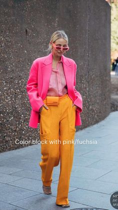 Color Block Outfits, Bright Pants, Colour Blocking Fashion, Simple Casual Outfits, Colorful Clothes, Colour Combinations Fashion, Color Blocking Outfits, Pink Trousers