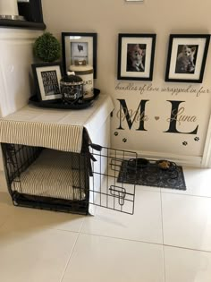 Cat litter box ideas Dog Station, Dog Room Decor, Dog Bedroom, Puppy Room, Diy Dog Crate, Dog Corner, Dog Spaces, Dog Room, Dog Crate Furniture