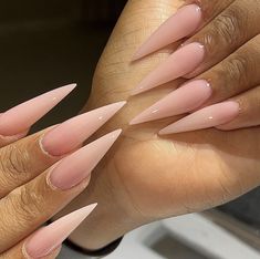 Light Pink Pointy Nails, Staleto Nails Pink, Stilleto Pink French Tip, Nude Pink Stiletto Nails, Light Pink Nails Acrylic Stilettos, Bling Stiletto Nails, Acrylic Nail Designs Classy, Stilleto Nails Designs