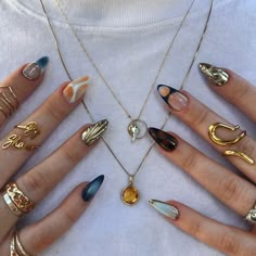 Biab Nails Inspiration 2025, Gel X Nails Aesthetic, Gem Tone Nails, Nail Design Ideas 2024, Biab Nails Inspiration, Nail 2025, Pisces Nails, Nails 2025, Funky Nail Designs