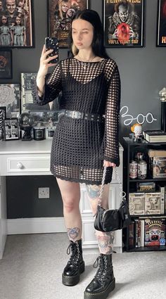 Bring Me The Horizon Outfit, Diy Edgy Clothes, Grunge Crochet, Summer Goth Outfits, Goth Outfit Ideas, Black Crochet Dress, Outfits Edgy, Summer Goth, Looks Black