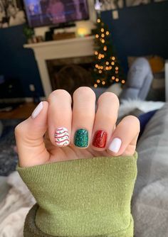 Trendy Christmas Nails, Tree Themes, Christmas Nails Acrylic, Cute Gel Nails, Aesthetic Christmas, Nails 2023, 2023 Christmas