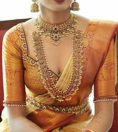 South Indian Bridal Saree, Latest Saree Blouse Designs, Bride Sarees, Gold Jewelry Wedding, Latest Saree Blouse, South Indian Bride Saree, South Indian Blouse Designs, Saree Kanchipuram, Saree Kanjivaram