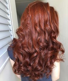 Deep Ginger Hair, Deep Auburn Hair, Auburn Red Hair, Chestnut Hair Color, Red Hair Inspo, Red Curly Hair, Auburn Hair