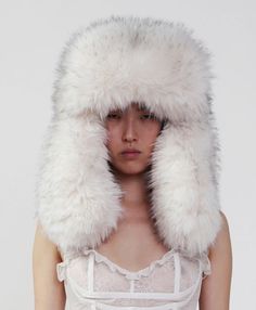 Pre-Order: Oversized Trapper Hat Trapper Hat Outfit, White Fur Hat, Kim Shui, Fuzzy Hat, Aesthetic Items, Snow Aesthetic, Fur Trapper Hat, Fur Trapper, Hat Aesthetic