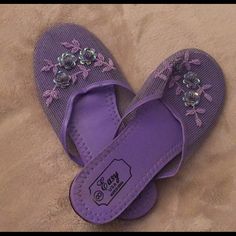 Brand New Purple Sandal Chinese Slippers, 1990s Shoes, Beaded Slippers, New Sandal, Slippers Outfit, Purple Sandals, Shoes Purple, Vintage Sandals, Purple Vintage