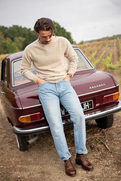 Masculinity Quotes, Autumn Layering, Quotes Empowering, Pants Outfit Men, 70s Vibes, Empowering Words, Mens Fashion Classic, Moda Jeans