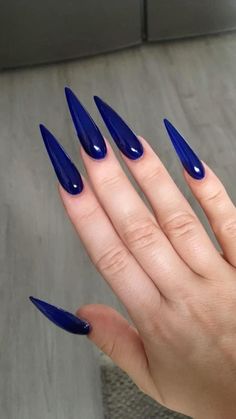 Blue Stiletto Nails, Dark Purple Nails, Stilleto Nails Designs, Sharp Nails, Nails 2022, Edgy Nails, Square Acrylic Nails, Pretty Acrylic Nails, Dope Nails