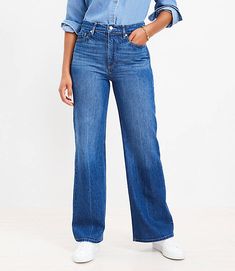 Petite Unpicked Hem High Rise Wide Leg Jeans in Rinse Overdye Wash Curvy Pants, Flattering Jeans, High Rise Wide Leg Jeans, Flare Denim Jeans, Pants Details, White Denim Jeans, Curvy Jeans, Denim Flares, Designer Jeans