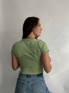 Crew neck, patchwork tee. Fitted & cropped. Light, stretchy fabric. Ruffle hems. Color: light green HOW TO STYLELooks great with any high-waist denim or skirts. A very basic tee in a fun color, easy to throw on and run around town or attend summer events. The stretchy, light fabric is perfect for hot days. SIZINGTrue to size. 95% cotton, 5% spandex Shoulder to hem: 17" (sz S) Stretch Cropped T-shirt With Short Sleeves For Spring, Trendy Spring T-shirt For Layering, Summer Layering Crop Top With Crew Neck, Green Stretch Cotton Cropped T-shirt, Spring Stretch Cropped T-shirt, Green Fitted Crop Top T-shirt, Fitted Green Crop Top T-shirt, Green Stretch Crew Neck Crop Top, Green Cropped Stretch T-shirt