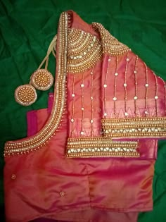 Aari Work Blouse Design Images, Aari Work Saree, Latest Fashion Blouse Designs, Basic Blouse Designs, Mother's Day Greetings, Umbrella Drawing, Aari Work Blouse Design