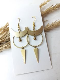 Big Gothic Witchy Moon Earrings 🌕 . This pair is made of hypoallergenic brass parts. No Nickel and no Lead. . Light to wear and easy to combine. 🌿 . The item will arrive to you wrapped as a gift in a paper gift bag. 🎁 . 》SHIPPING: If you need a tracking number for your order change the shipping option before checkout. 🌎 . If you have any questions please contact me, I usually respond quite fast 💌 . 》Please before ordering read my shop's announcement and check carefully the estimated deliver Alchemy Gothic Jewelry, Lead Light, Witchy Earrings, Symbol Jewelry, Wiccan Symbols, Big Moon, Alchemy Gothic, Earrings Gothic, Earrings Moon