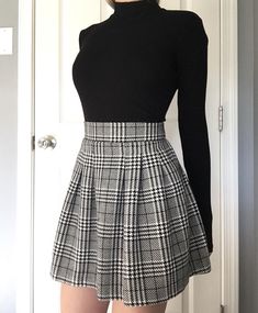 Pinterest azulceleste2001 A Skirt, Mode Inspo, Plaid Skirt, Inspired Outfits, 가을 패션, Edgy Outfits, Mode Vintage, Girly Outfits