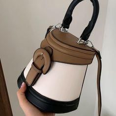 Faux Synthetic Leather Brown White Black Handbag Shoulder/Crossbody Magnetic Closure Buckle Detailing Cone Shaped Nwot Winter Bags, Bucket Handbags, Bags For Teens, Novelty Bags, Estilo Chic, Fancy Bags, Pretty Bags, Block Pattern, Strap Top