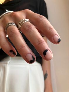 Men Fingernail Polish, Nails For Men Aesthetic, Cool Nail Art For Men, Masculine Nail Art Simple, Mens Nails Ideas, Male Nail Art Designs Simple, Mens Nails Art, Man Nails Art, Nail Art Men Design