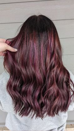 Bargandi Hair Colors, Deep Auburn Hair, Deep Auburn, Purple Balayage, Highlights For Dark Brown Hair, Hair Foils, Mom Hair, Blue Ombre Hair