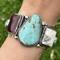 Native American Sterling Silver Multi Stone Turquoise Spiny Oyster Cuff Bracelet. Artist: Ky Weight: 125 Grams Gap: 1.25 Inch Width: 1.75 Inch Inside Measure: 5.5 Inches Fits 6.75 Inch Wrist Best Offers Accepted! Spiny Oyster, Multi Stone, Sterling Silber, Womens Jewelry Bracelets, Cuff Bracelet, Native American, Cuff Bracelets, Jewelry Bracelets, Etsy Accessories