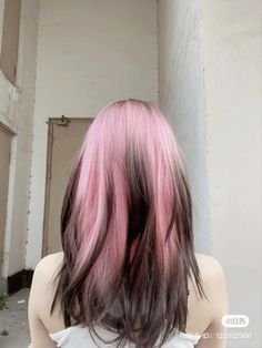 Pink And Black Hair, Shot Hair, Hair Streaks, Dyed Hair Inspiration, Dye Ideas, Pretty Hair Color, Hair Stylies, Pastel Hair, Dye My Hair