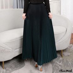 Olivia Mark - Gradient Color Bodycon Plus-size Midi Skirt with Minimalist Design and Pleated Detailing Midi Skirt Winter, Bodycon Pencil Skirt, Athletic Skirt, Half Skirt, Sports Skirts, Plus Size Skirts, Types Of Skirts, Gradient Color, A Line Skirt