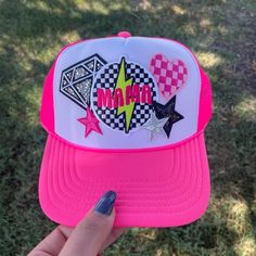 Pink and white mesh back trucker hat with patches applied.  Show your personality with this trendy trucker hat! Pink Trucker Hat With Patches, Trucker Hat Patches, Cricut Hats, Trucker Hats With Patches, Hat With Patches, Hat Chain, Hat Charms, Patch Party, Diy Hats