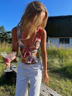 Pose Model, European Summer Outfits, Skandinavian Fashion, Model Pose, Europe Outfits, Aesthetic Beach, Up Girl, Mode Inspiration