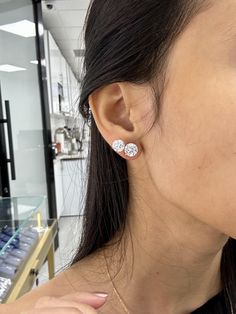 *Studs Comparison on Model: Top is 1.5ct(3ctw for a pair) and bottom is 2ct(4ctw for a pair)* - Mounted in 14k Solid White Gold - 3 carats total weight, 2 stones, Lab Grown Diamonds with IGI Certificate  - E-F Color, VS Clarity Please feel free to message us with any questions and Thank you for visiting our page <3 Big Stud Earrings, Model Top, 3 Carat Diamond, 3 Carat, Ear Jewelry, Diamond Earrings Studs, Diamond Studs, Jewelry Earrings Studs, Lab Grown