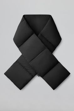 This down scarf is an elevated winter necessity, designed for lightweight warmth and comfort on the coldest days. Pair with any of our best-selling parkas for long-lasting cozy protection. Puffer Scarf, Scarf Trends, Long Parka, Black Down, African Clothing Styles, The Sak, Winter Essentials, African Clothing, Lightweight Jacket