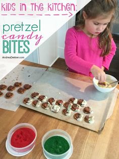 pretzel candy bites Pretzel Candy, Kids In The Kitchen, Gooey Caramel, Christmas Break, Sweet Chocolate, A Holiday, Grandchildren, Holiday Ideas, Yummy Treats