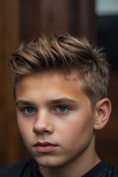 10 Cool Boys Haircut Ideas to Try Right Now - Gloria Thames' Beauty Inspiration Short Boy Haircuts Male, Boys Soccer Haircut, Teen Boy Haircuts 2024, Teen Boy Haircuts Short, Boys Summer Haircut, Teen Boys Haircut Trendy, Teen Boy Haircuts Straight Hair, Short Boys Haircut Trendy, Teen Hairstyles Boys