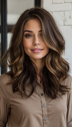 Discover the latest summer hair cuts ideas for 2020, including medium, long hair layers for face framing. Explore medium length hair layers, medium hair layers for face framing, 2023 trends, 24 styles, shorter cuts, and upcoming late hairstyles. Elevate your summer look with trendy haircuts perfect for every length! Brunette Layers Medium Length, Medium Length Haircut Tapered Ends, Shorter Layers On Medium Length Hair, Medium Long Layers With Face Framing, Face Frame Side Part, Long Layered Brunette Hairstyles, Face Framing Hairstyles Long, Short Brown Hair With Side Bangs, Medium Length Brown Hair With Dimension