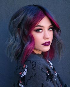 Two Color Hair, Hair Colour For Green Eyes, Vivid Hair Color, Fun Hair, Hair Dye Colors, Cool Hair, Hair Inspiration Color, Rainbow Hair, Cool Hair Color