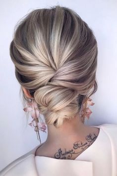 Long Wedding Hairstyles, Loose Wedding Hair, Hairstyles For Brides, Bride Updo, Wedding Hairstyles Bride, Up Dos For Medium Hair, Hair Extensions Best, Best Wedding Hairstyles, Creative Hairstyles