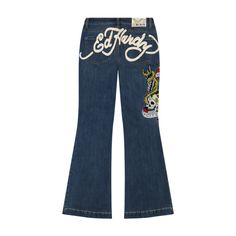 Nwt Ed Hardy Nyc Eagle Slim Flare Jean Women's 28 Embrace Y2k Fashion Nostalgia With Ed Hardy Denim. These Medium Vintage Wash Jeans Feature A Slim Flare Fit, Classic Cotton Fabrication, And A Signature Nyc Eagle Graphic. Ed Hardy Jeans, Vintage Wash Jeans, Eagle Graphic, 2000s Outfits, Low Rise Flare Jeans, Pose Idea, Flare Denim Jeans, Studded Jeans, Christian Audigier