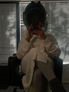 Getting Hair Done Aesthetic Black, Black Women Hair Salon Aesthetic, Black Woman Getting Hair Done, Hair Maintenance Aesthetic, Successful Black Hairstylist Aesthetic, Black Hair Shop Aesthetic, High Maintenance Black Women, Hair Appointment Aesthetic