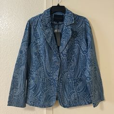 Pit To Pit 21” Length 27” 80% Polyester 20% Cotton New Casual Paisley Print Spring Outerwear, Casual Paisley Print Outerwear For Fall, Boho Denim, Business Meeting, City Girl, Paisley Pattern, Denim Fabric, Jacket Coat, Stylish Design