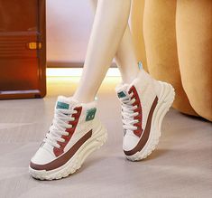 White High-top Sneakers With Round Toe For Winter, White Ankle-high High-top Sneakers For Winter, White Lace-up High-top Sneakers For Winter, White High-top Sneakers With Laces For Winter, White High-top Sneakers For Winter, Sporty Winter Sneakers With Flat Heel, Winter Sporty Sneakers, Sporty Winter Sneakers, White Casual High-top Sneakers For Winter