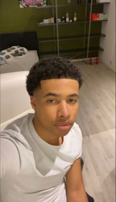 Temper Fade, High Top Fade Black Men, Light Skin Haircut, Short Hair Men Black, Short Hair Taper Fade Black Men, Short Hair Taper, Mid Taper Fade Haircut Black Men, Haircut For Black Boys, Low Taper Afro