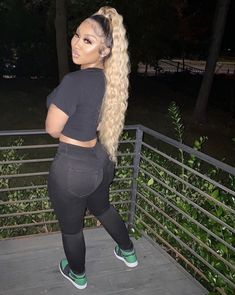 Therealkylesister Outfits, Club Attire, Superenge Jeans, Instagram Outfits, Streetwear Fashion Women, Curvy Girl Outfits, Baddie Outfits Casual, Cute Simple Outfits, Black Girls Hairstyles