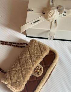 Teddy Bear Bag, Bear Bag, Page 404, Snow Princess, Bag Chanel, Trendy Outfits For Teens, Stockholm Fashion, Winter Outfits For Work