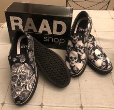 Sporty Custom Slip-on Sneakers For Skateboarding, Custom Slip-on Skateboarding Sneakers With Rubber Sole, Skull Flip Flops, Skull Vans