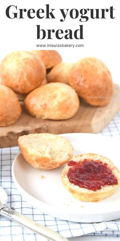 No knead bread recipe Yoghurt Dough Recipes, Yoghurt Bread Rolls, Greek Yogurt Sourdough Bread, Greek Yogurt Rolls No Yeast, Greek Yogurt Hamburger Buns, Keto Yogurt Buns, Greek Yogurt Dinner Rolls, Yeast Alternative For Bread, Yoghurt Bread Recipe