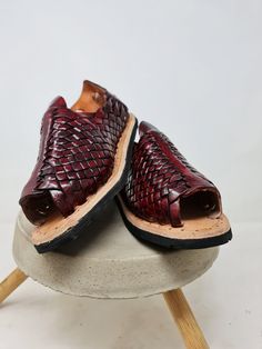 *We offer two types of shipping, one free and one accelerated. When completing your order please choose the type of shipment that suits you best Huarache dark wine color. Each piece involves a unique work since Mexican artisans dedicated their talent in the manual elaboration of each piece. These huaraches are hand-painted so the finish in the paint is not uniform, this gives a vintage look to the huaraches. THE MOST ORIGINAL AND RESISTANT HURRICANE I COULD FIND! It is a fairly durable product, Dark Wine Color, Huarache Sandals, Mens Leather Sandals, Wine Color, Wine Colored, Mens Sandals, Vintage Look, Vintage Looks, Leather Sandals